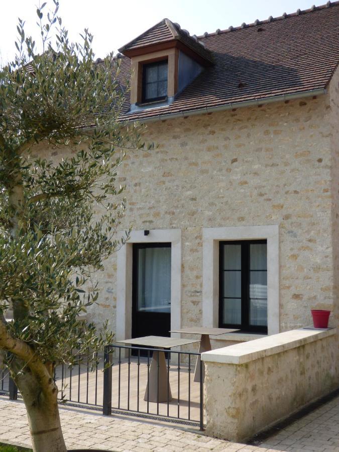 Hotel Le Moulin Des Marais Gaillon Esterno foto